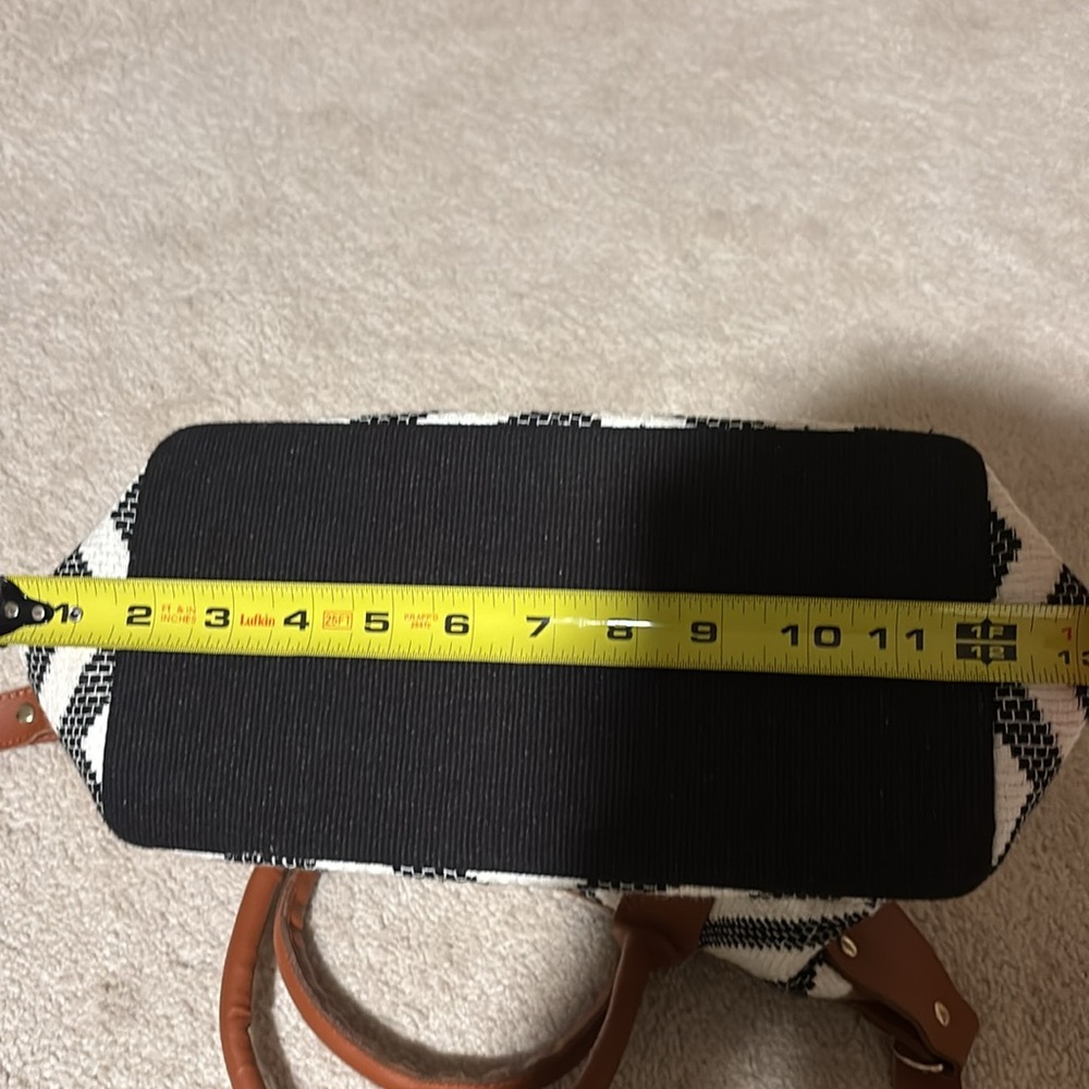 Black and White Geometric Satchel with Leather Accents - Picture 10 of 12
